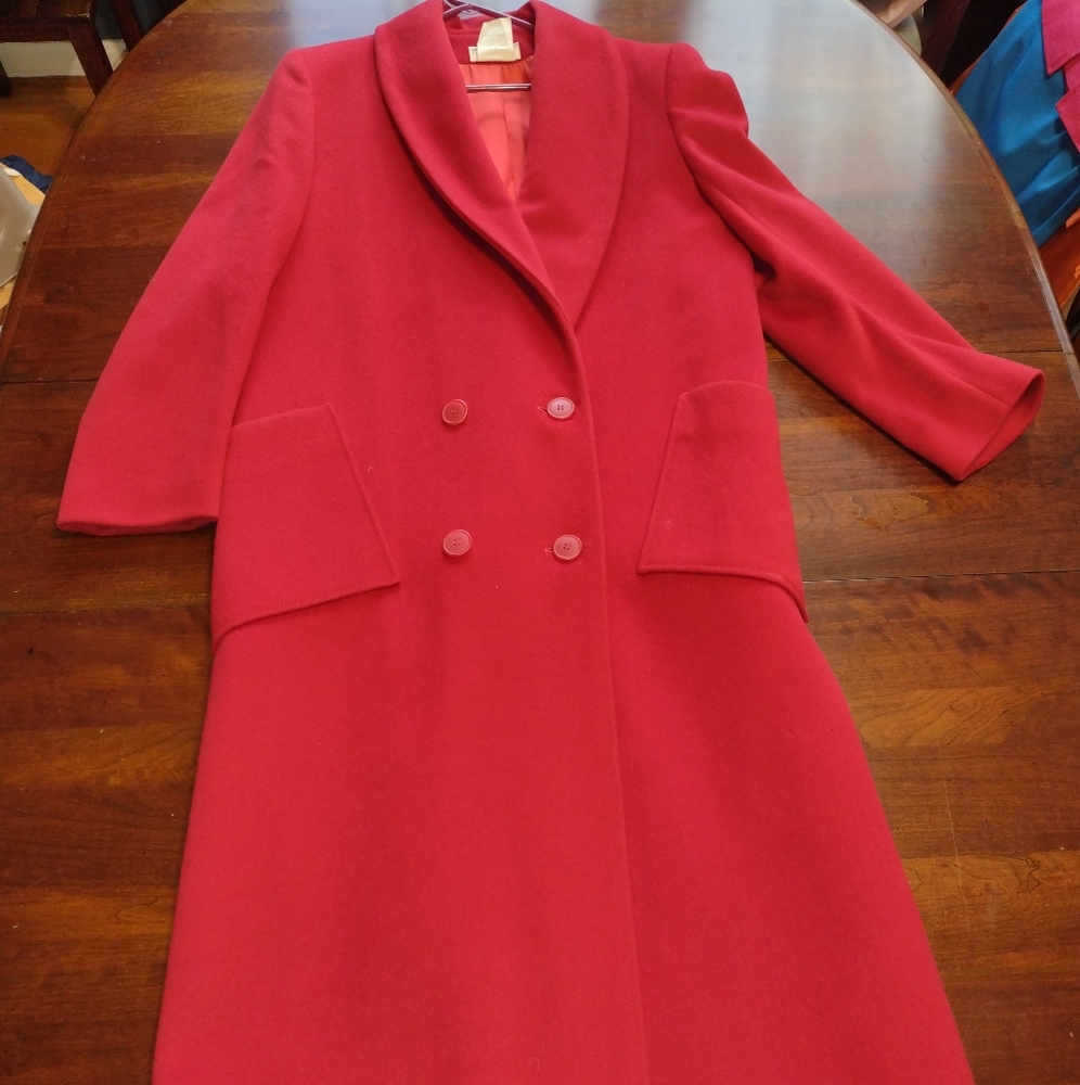 Gorgeous vintage red trench